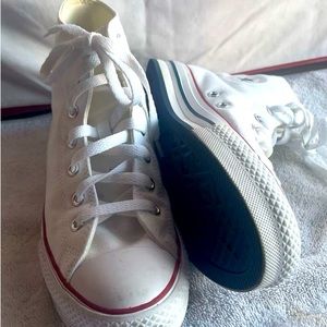 Women, size 5 Converse high tops
